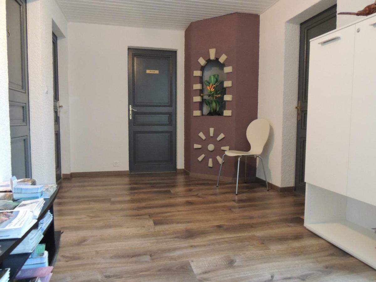 Hotel De La Gare Cousset المظهر الخارجي الصورة